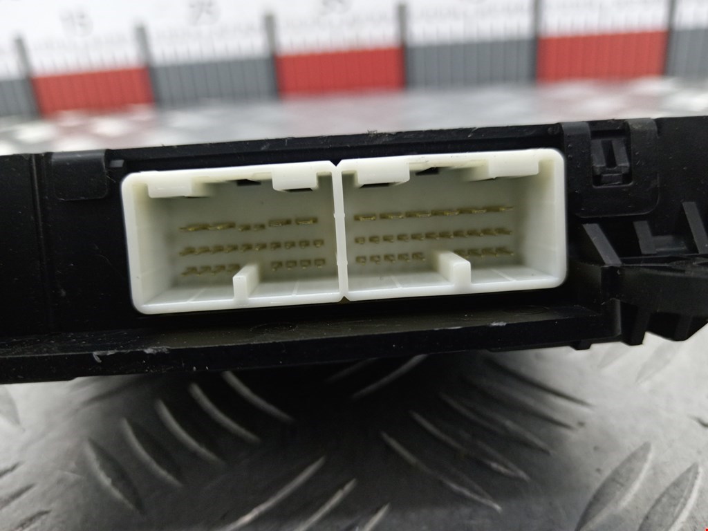 Блок комфорта TOYOTA Prius II XW20 2003-2012