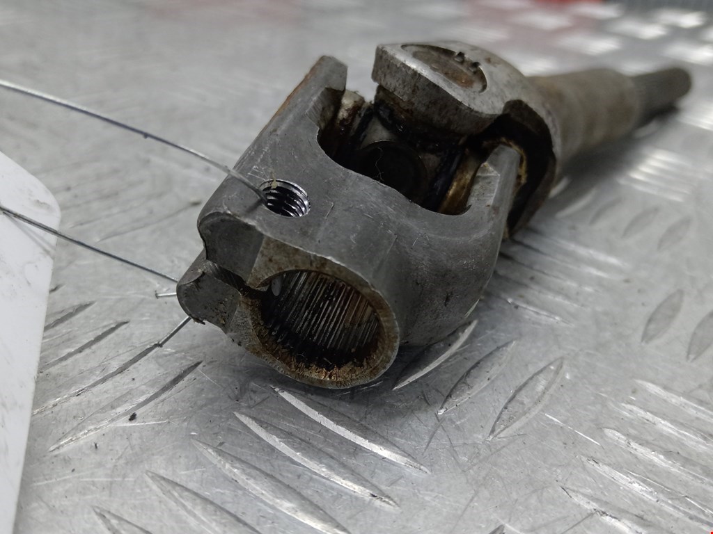 Кардан рулевой TOYOTA Prius II XW20 2003-2012