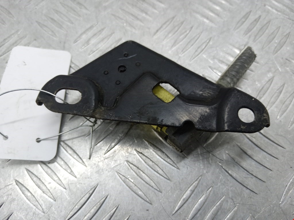 Датчик AIR BAG (подушек безопасности) TOYOTA Prius II XW20 2003-2012