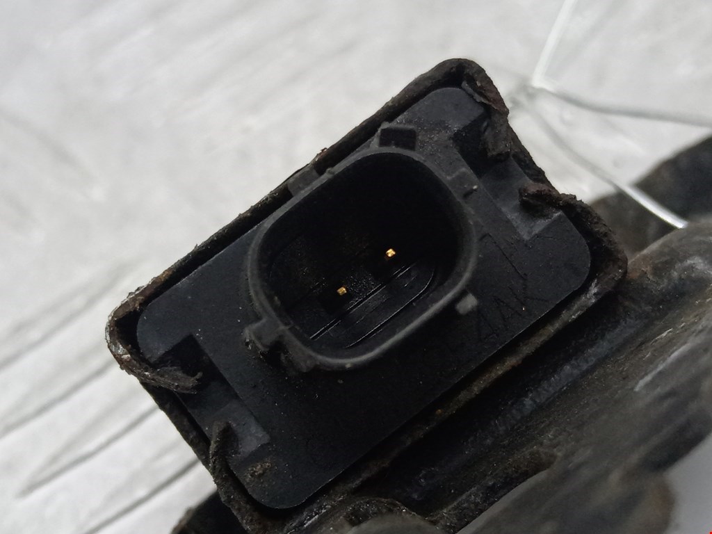 Датчик AIR BAG (подушек безопасности) TOYOTA Prius II XW20 2003-2012