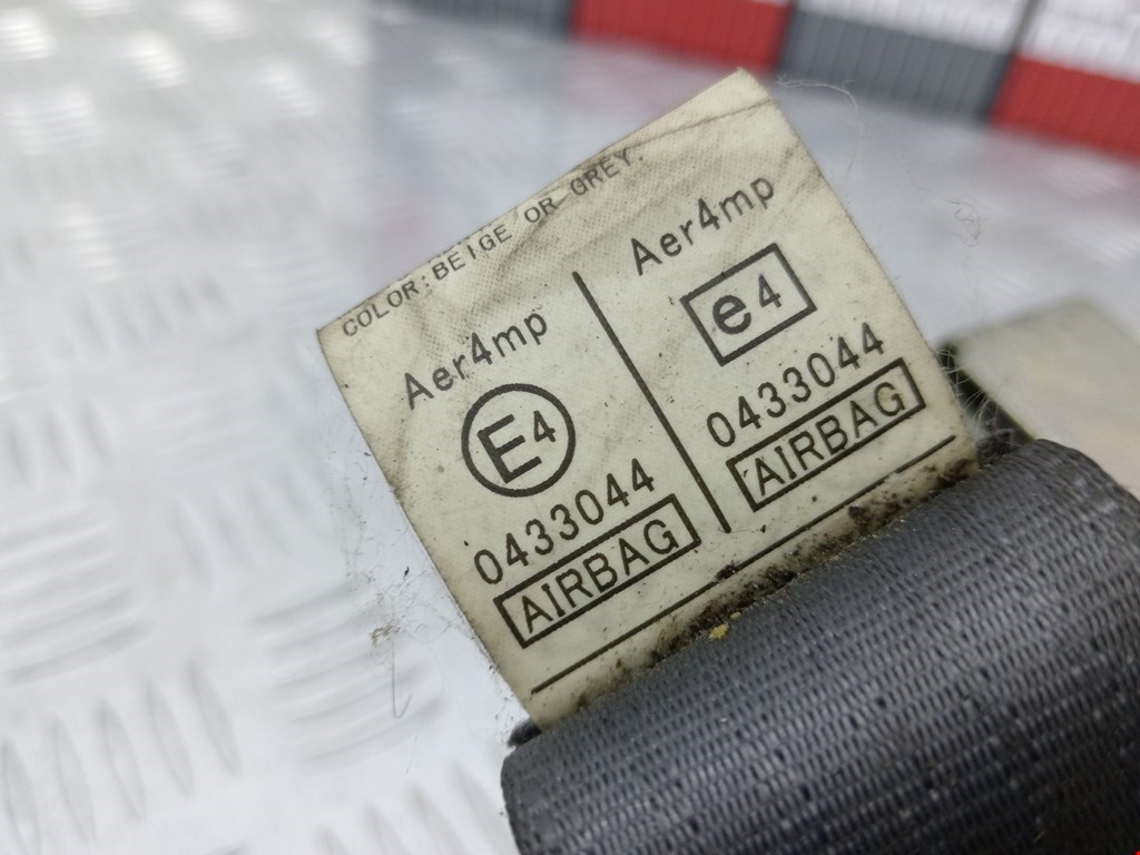 Ремень безопасности передний правый TOYOTA Prius II XW20 2003-2012