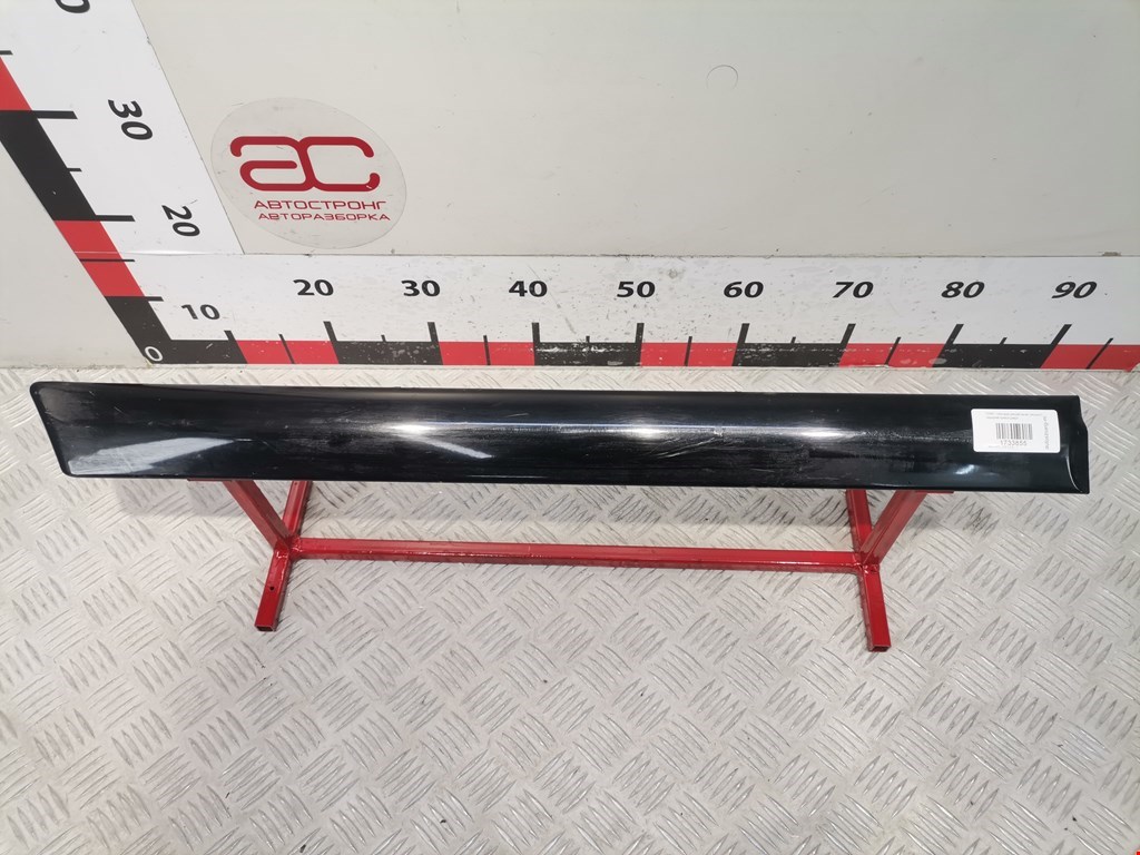 Накладка декоративная (молдинг) двери передней правой Volvo S70_V70 1 (1997-2000)