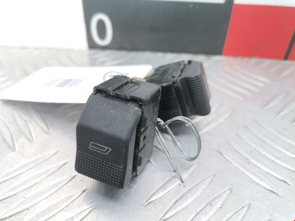 Блок управления стеклоподъемниками AUDI A4 B5 1995-2001