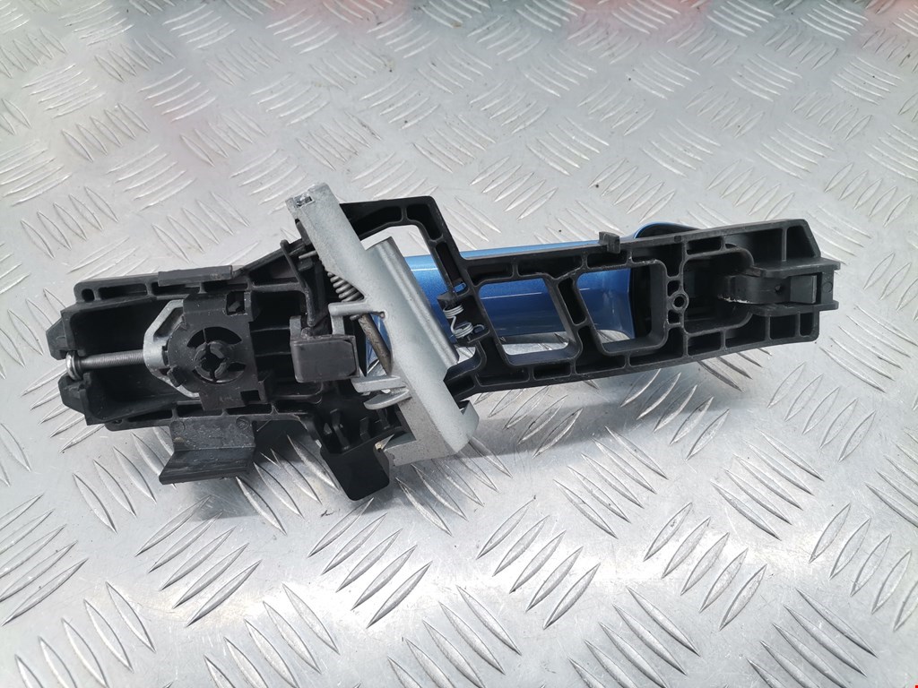 Ручка двери задней наружная правая FORD Fiesta 2008-2012