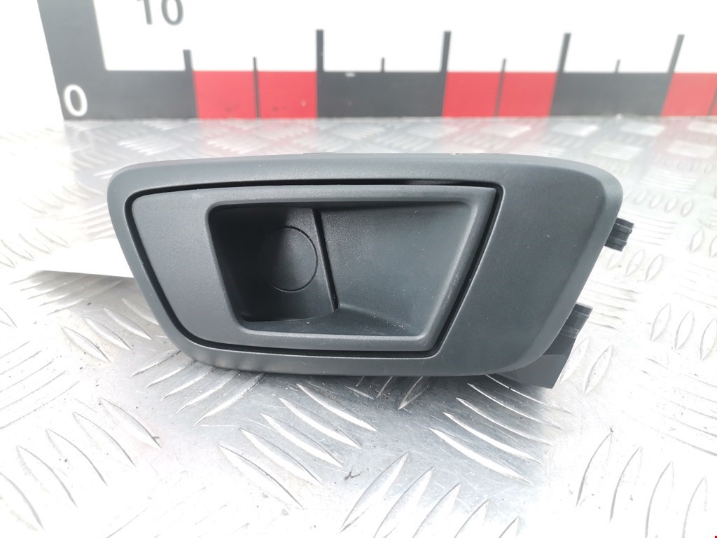 Ручка дверная задняя внутренняя правая FORD Fiesta 2008-2012