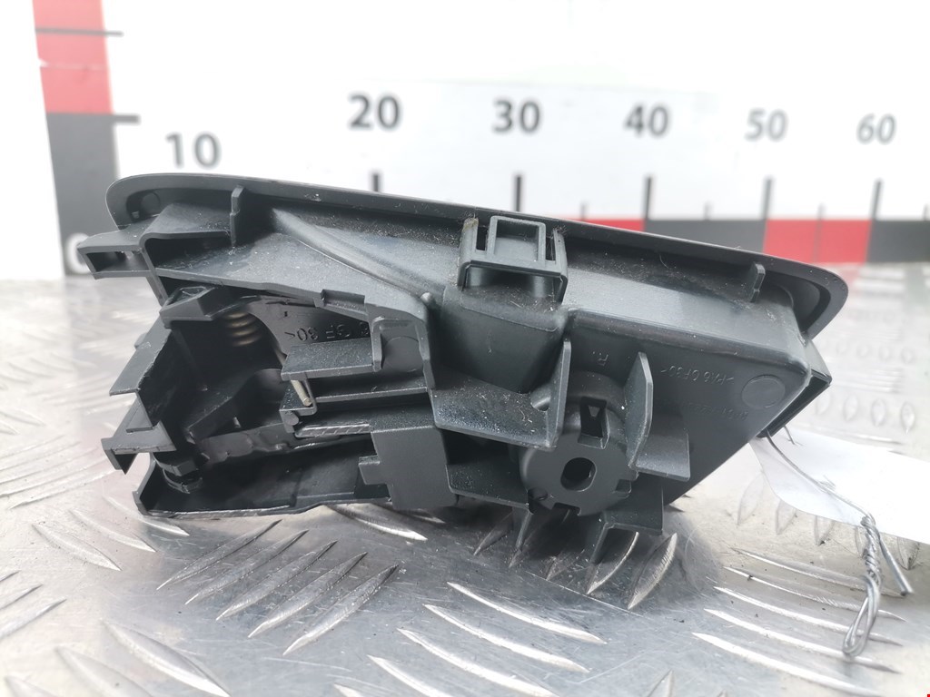 Ручка дверная задняя внутренняя правая FORD Fiesta 2008-2012