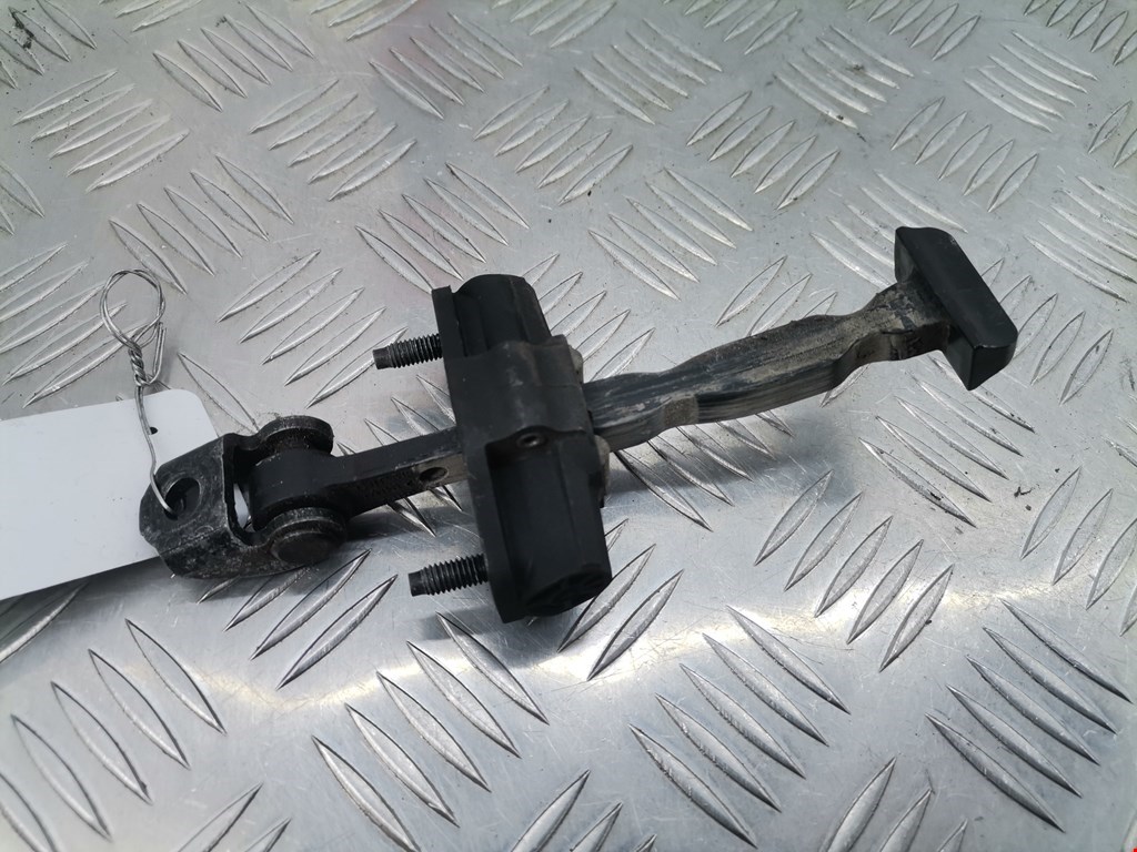 Ограничитель открывания двери FORD Fiesta 2008-2012