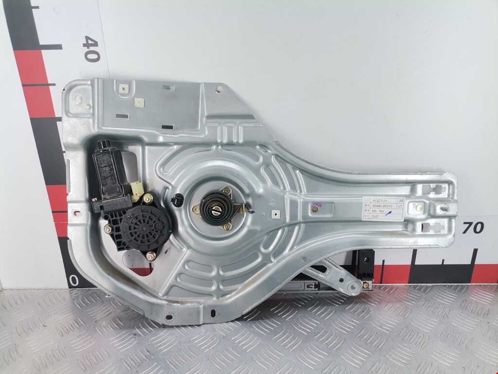 Стеклоподъемник задний правый HYUNDAI Tucson l 2004-2010