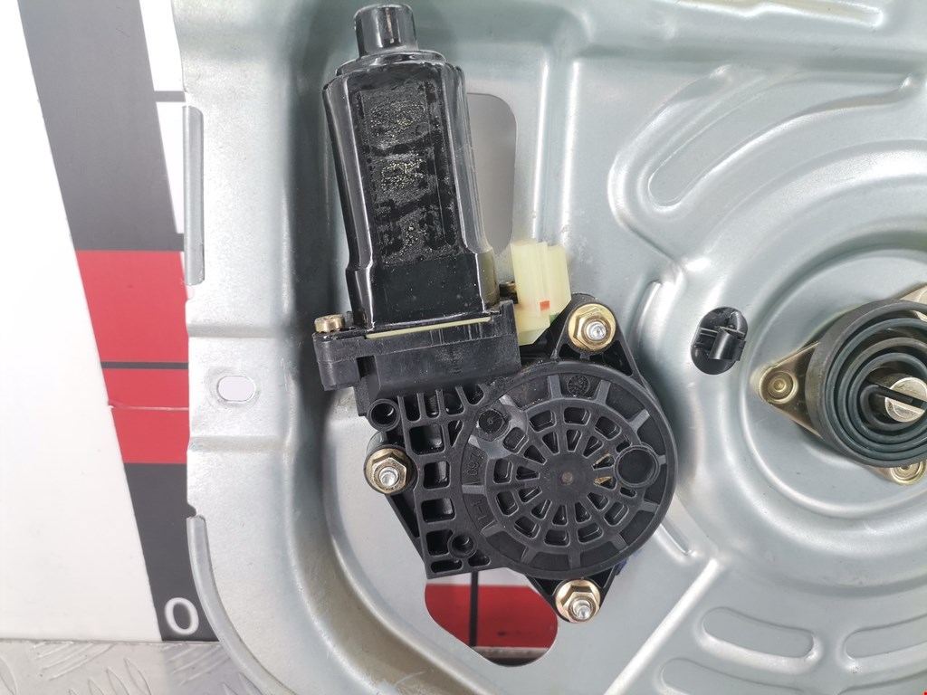 Стеклоподъемник задний правый HYUNDAI Tucson l 2004-2010