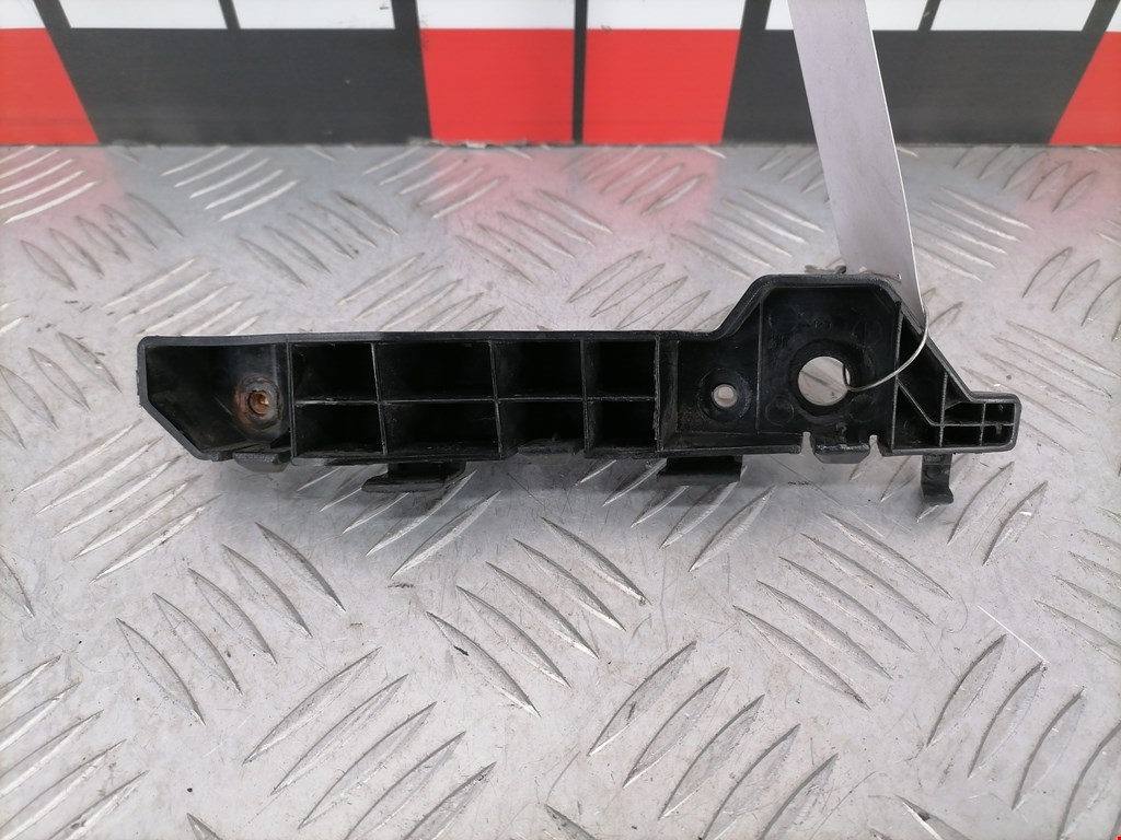 Кронштейн (крепление) переднего бампера левый Hyundai Santa Fe 2 (CM) (2005-2012)