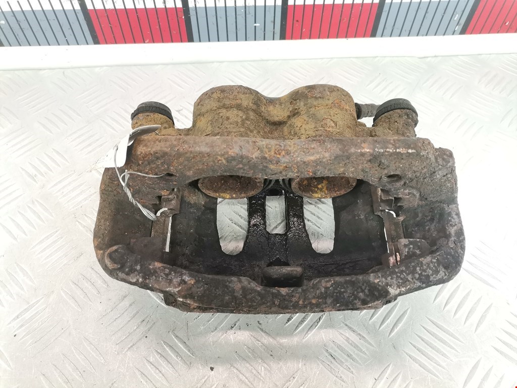 Суппорт передний левый MERCEDES-BENZ Sprinter 906 2006-2018