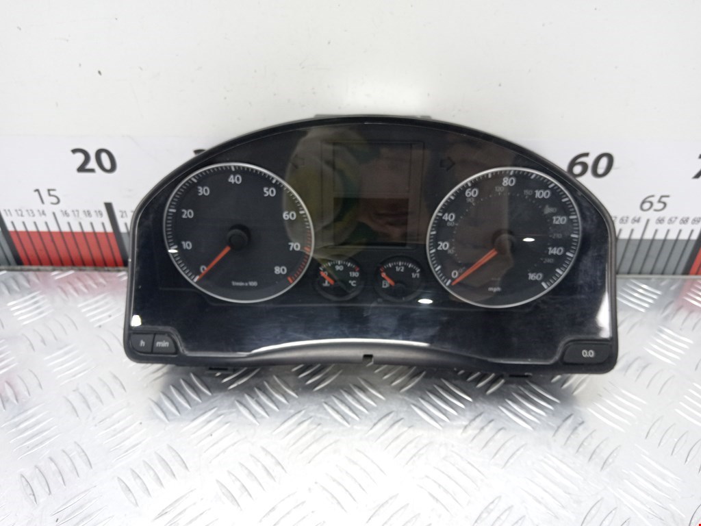 Панель приборов (щиток) VOLKSWAGEN Golf V 2003-2009