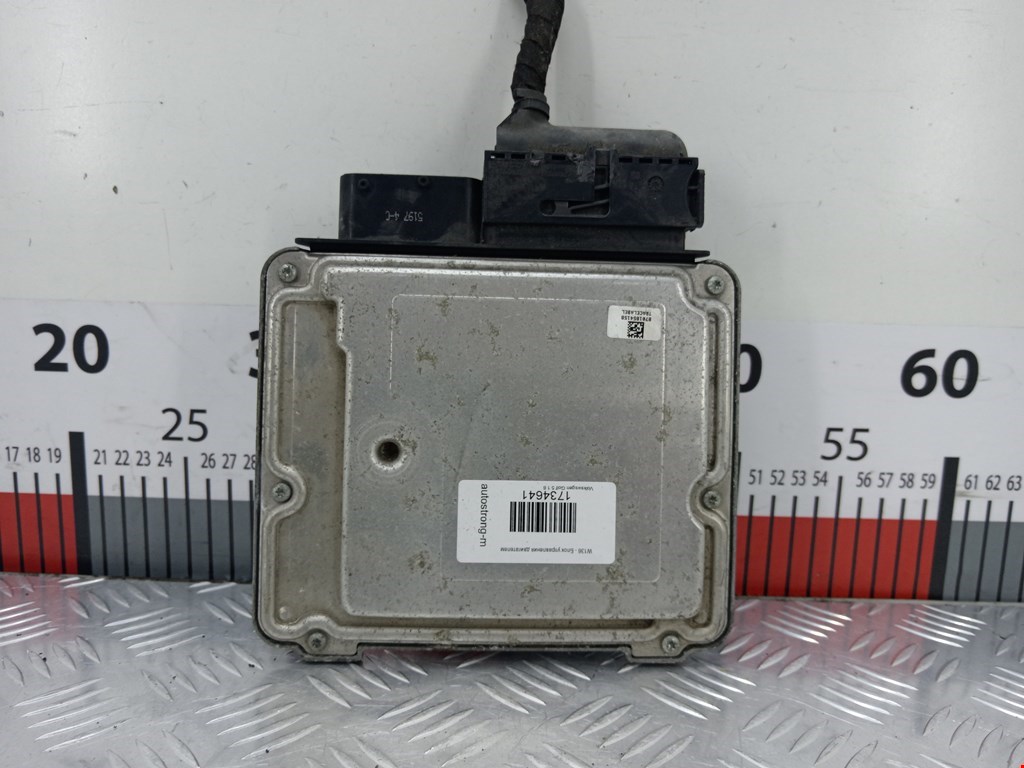 Блок управления двигателя (ЭБУ) VOLKSWAGEN Golf V 2003-2009