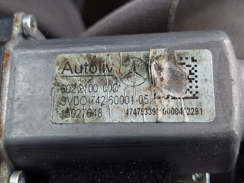 Ремень безопасности передний левый MERCEDES-BENZ CLS-Class C219 2004-2010