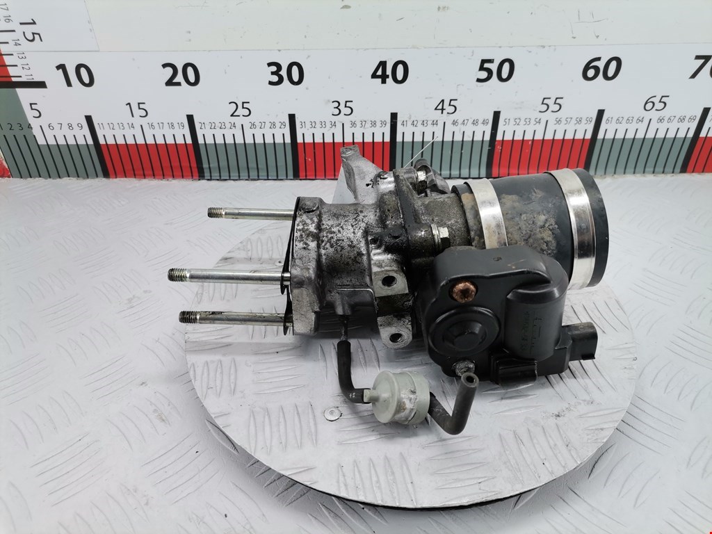 Заслонка дроссельная Toyota Land Cruiser Prado 3 (J120) (2002-2009)