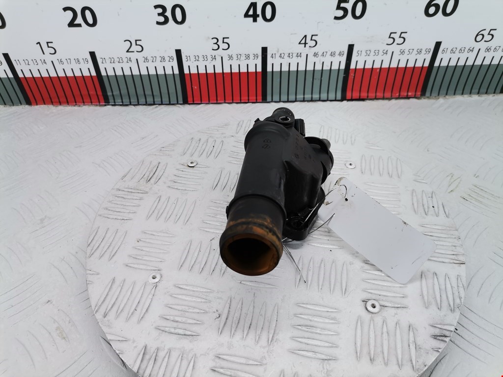 Тройник системы охлаждения VOLKSWAGEN Golf V 2003-2009