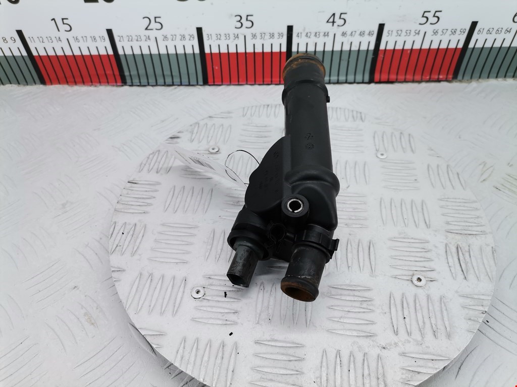 Тройник системы охлаждения VOLKSWAGEN Golf V 2003-2009