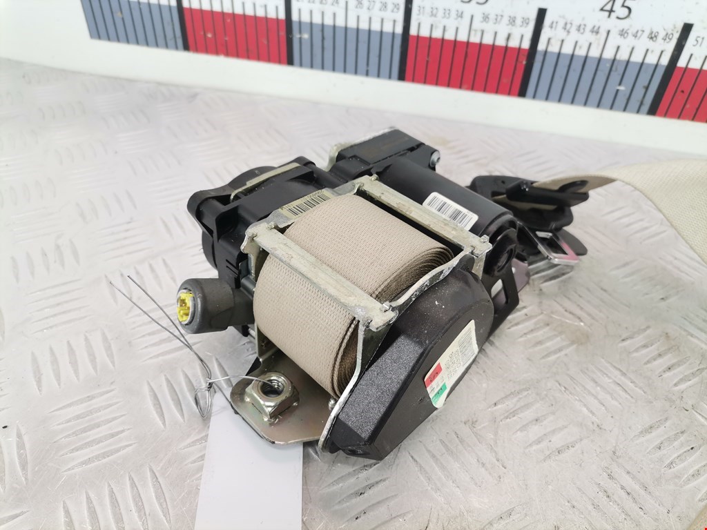 Ремень безопасности передний правый BMW 7er 7 серия F01/F02/F04 2008-2015