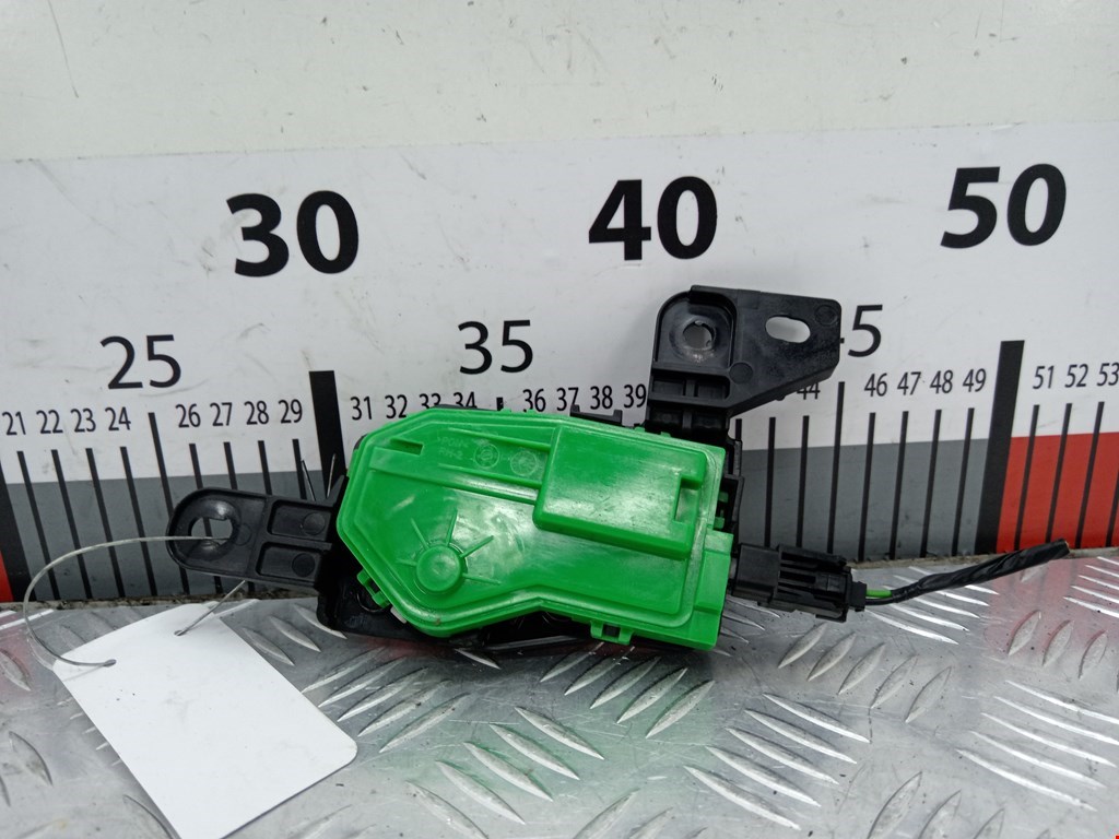 Активатор замка бензобака KIA Cee'd II 2012-2018