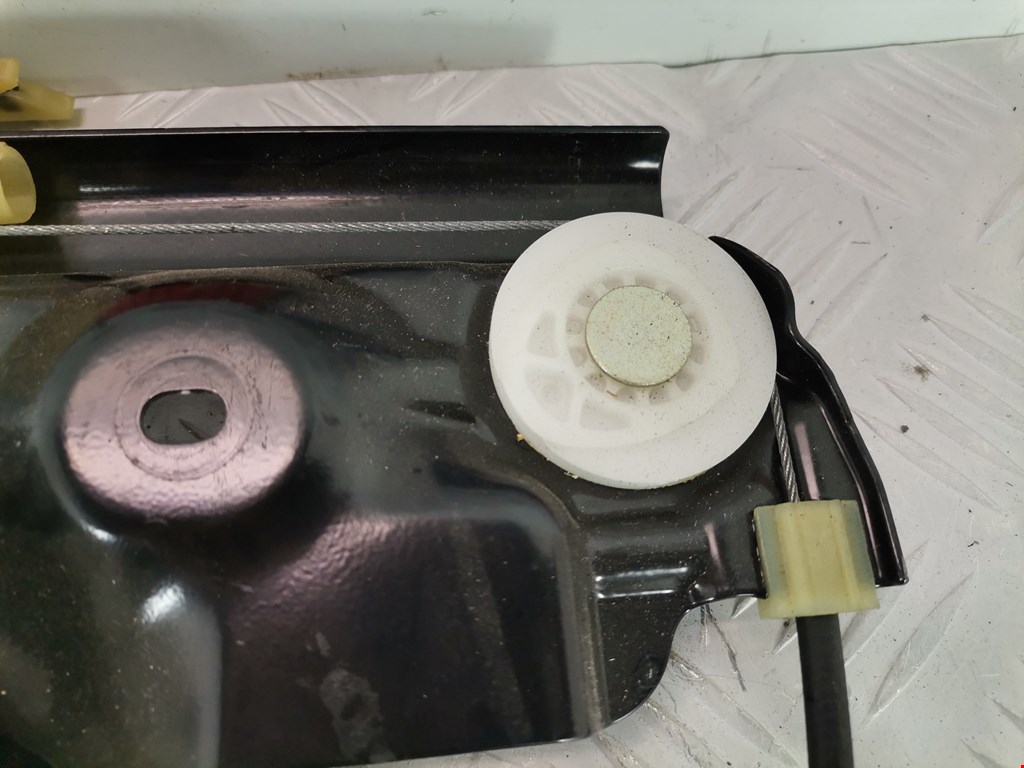 Стеклоподъемник передний левый BMW 7er 7 серия F01/F02/F04 2008-2015