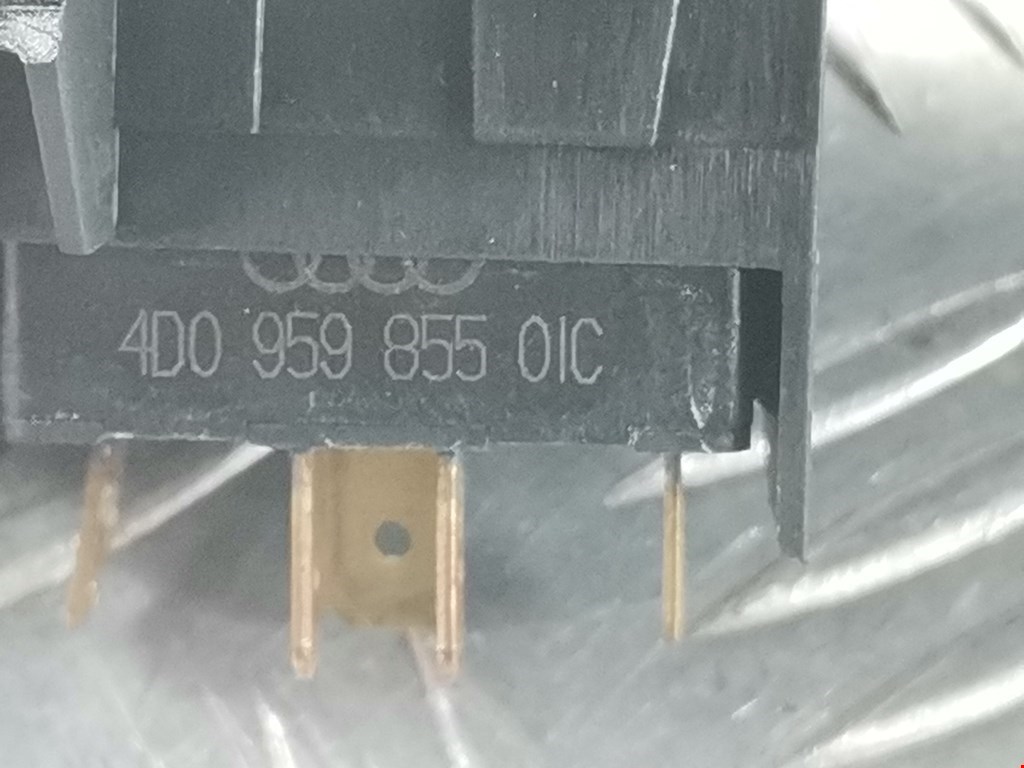 Кнопка стеклоподъемника AUDI A8 D2 1994-2002