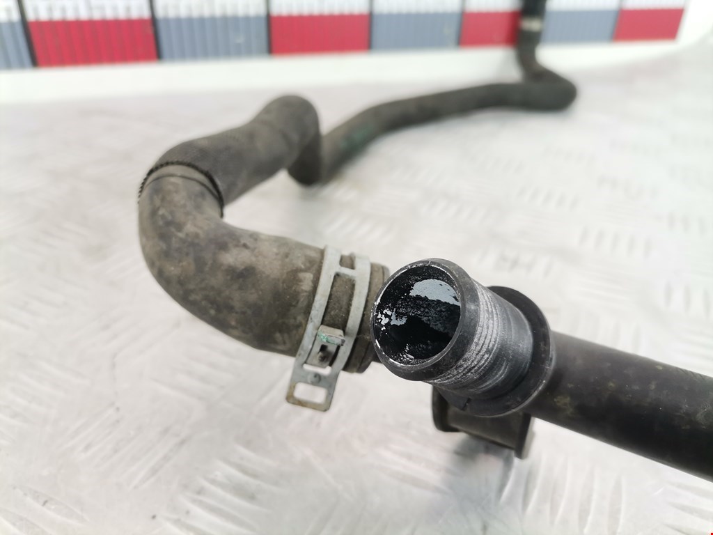 Патрубок BMW 7er 7 серия F01/F02/F04 2008-2015