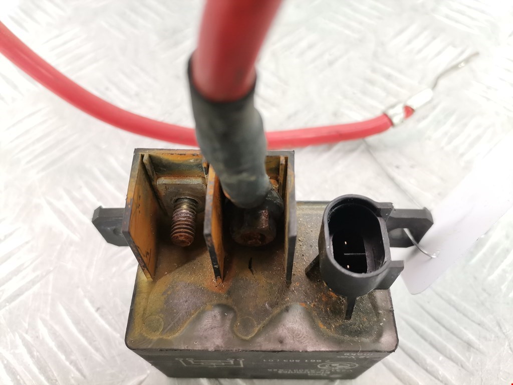 Блок управления вентилятором BMW 7er 7 серия F01/F02/F04 2008-2015