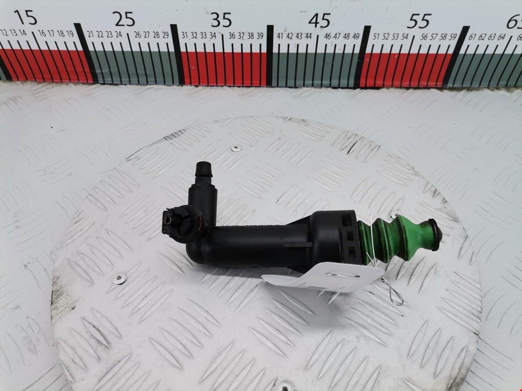 Цилиндр сцепления рабочий VOLKSWAGEN Polo IV 2001-2009