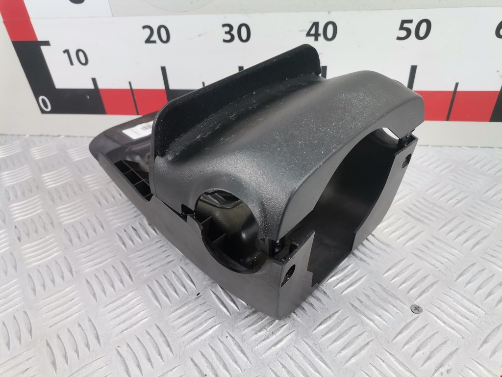 Кожух рулевой колонки TOYOTA Prius II XW20 2003-2012