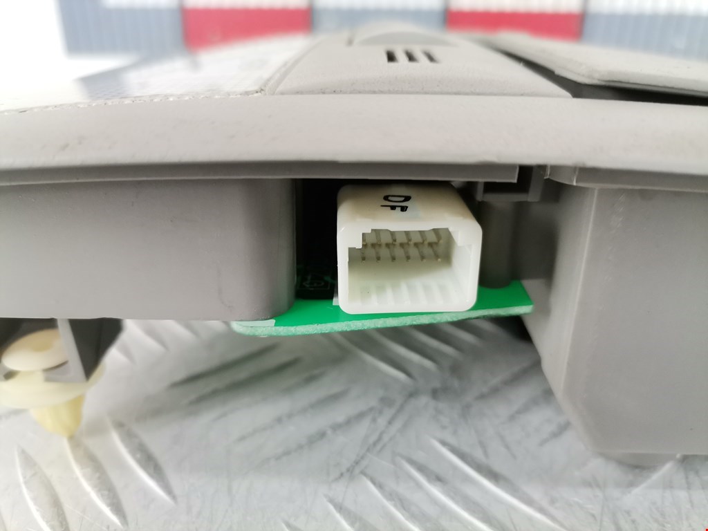 Плафон салонный (салона фонарь) TOYOTA Prius II XW20 2003-2012