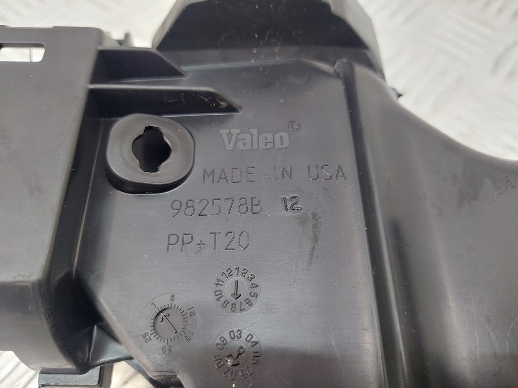 Водосток MERCEDES-BENZ M-Class W164 ML 2005-2011