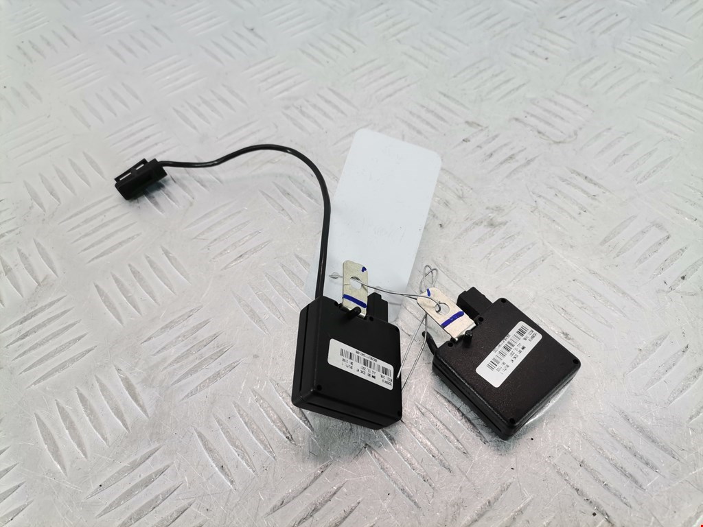 Усилитель антенны BMW X5 E53 1999-2006