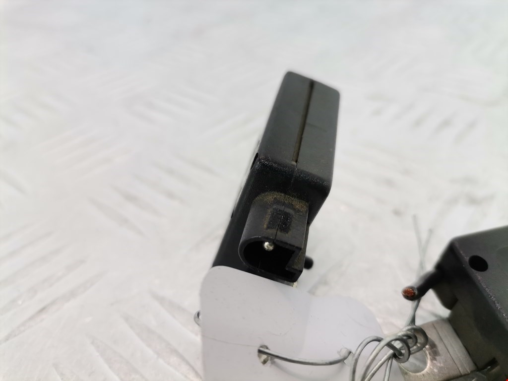 Усилитель антенны BMW X5 E53 1999-2006