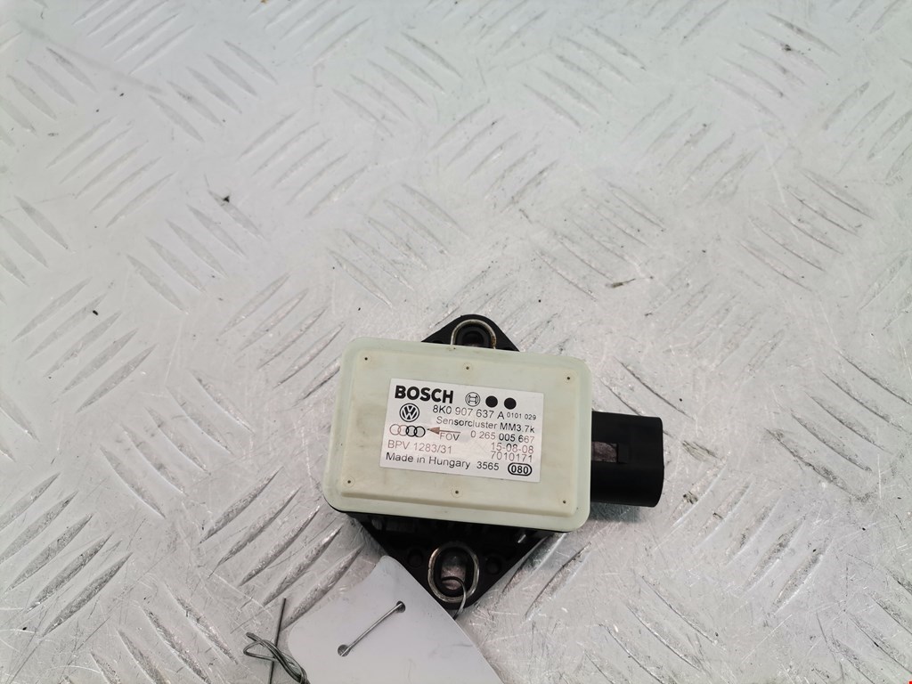 Датчик ускорения (курсовой устойчивости уровня оборотов) Audi A5 8T (2007-2016)