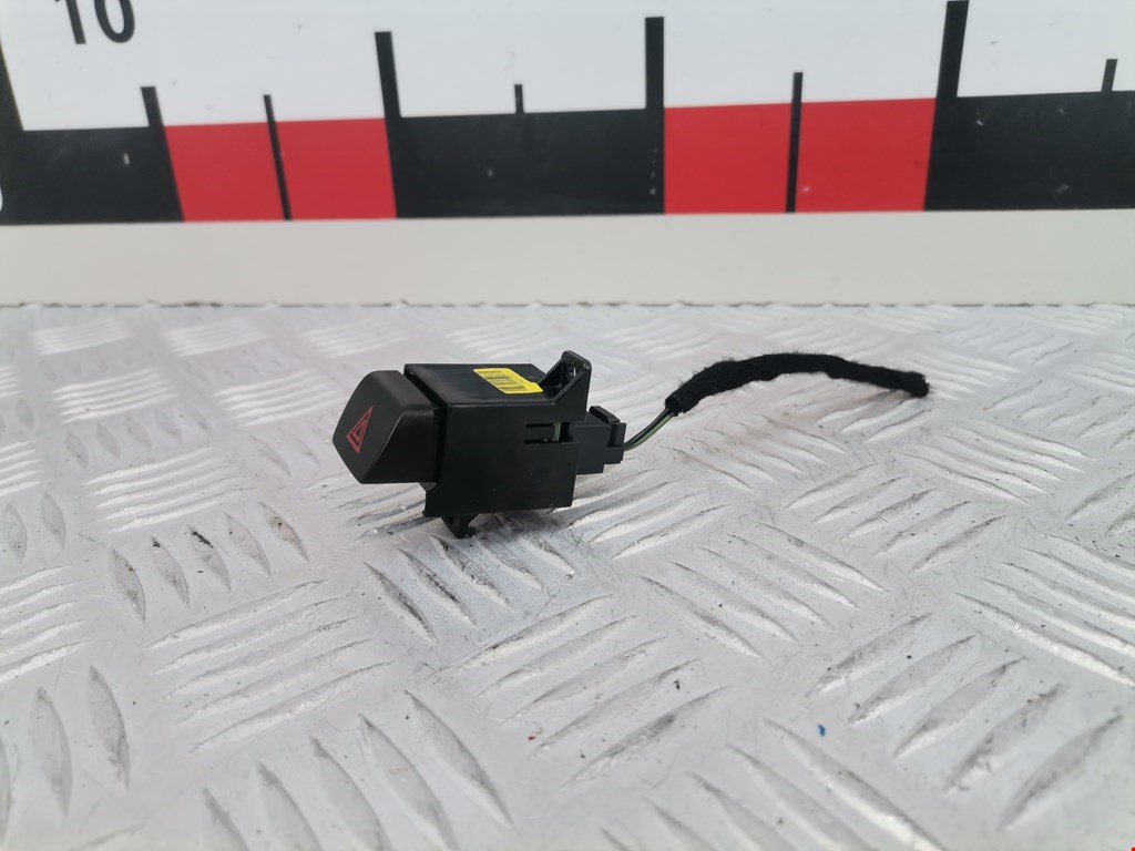 Кнопка аварийной сигнализации (аварийки) FIAT Bravo 2007-2014