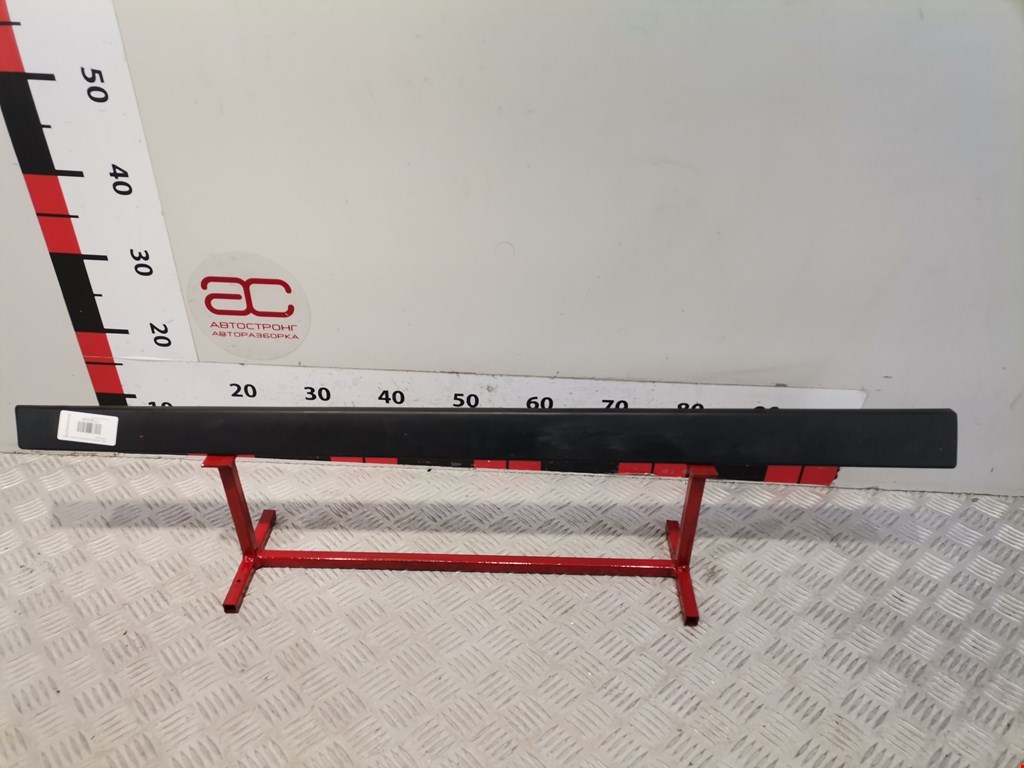 Накладка декоративная (молдинг) двери передней левой Chevrolet Orlando (2010-2023)