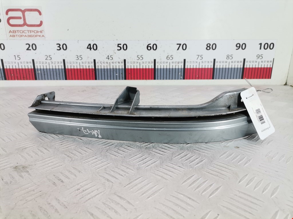 Накладка (планка) под фару правую Opel Zafira A (1999-2006)