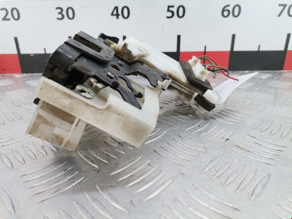 Замок двери передней правой FORD Ranger 2006-2012