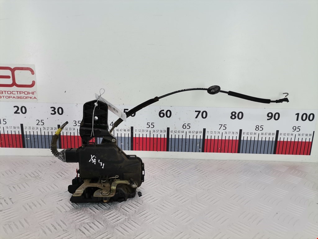 Замок двери передней левой VOLKSWAGEN Passat B5 1997-2005