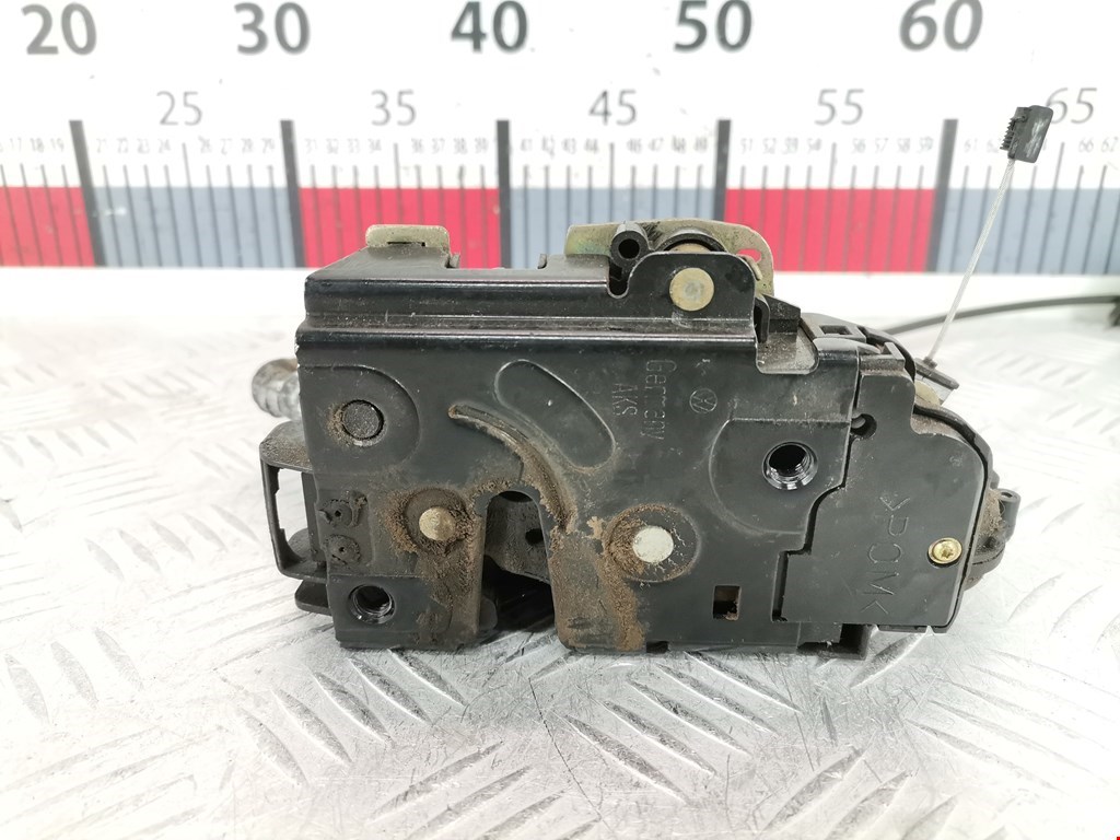 Замок двери передней левой VOLKSWAGEN Passat B5 1997-2005
