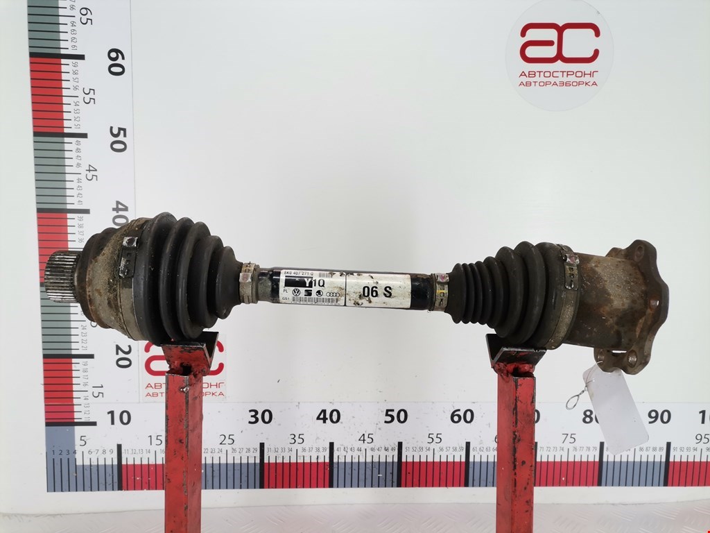 Полуось передняя правая (приводной вал шрус) Audi A5 8T (2007-2016)