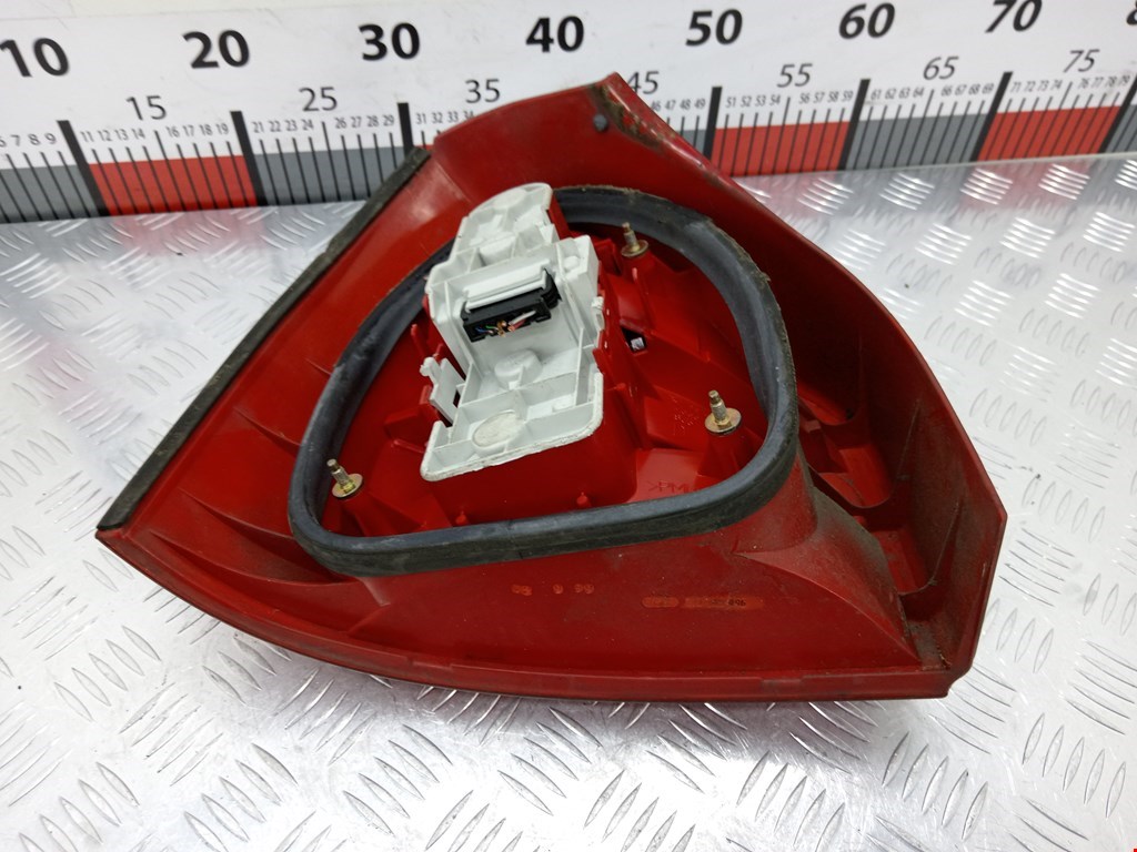 Фонарь задний правый AUDI A3 8L 1996-2003