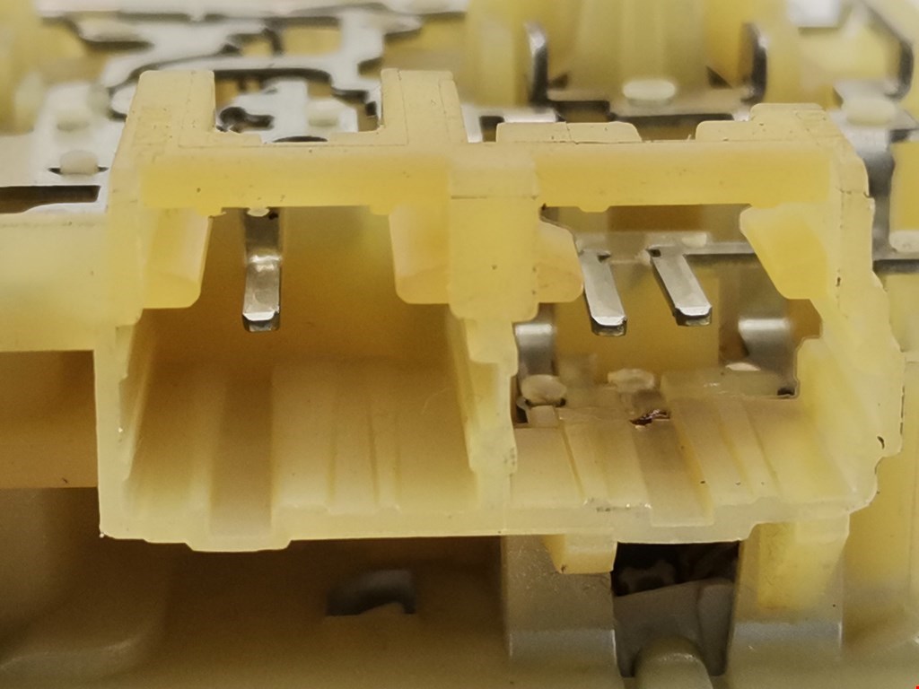 Плафон салонный (салона фонарь) PEUGEOT 207 2006-2015