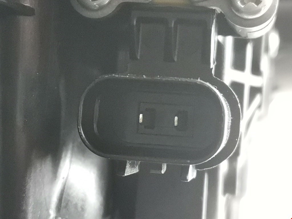 Стеклоподъемник задний левый HYUNDAI i30 2012-2017