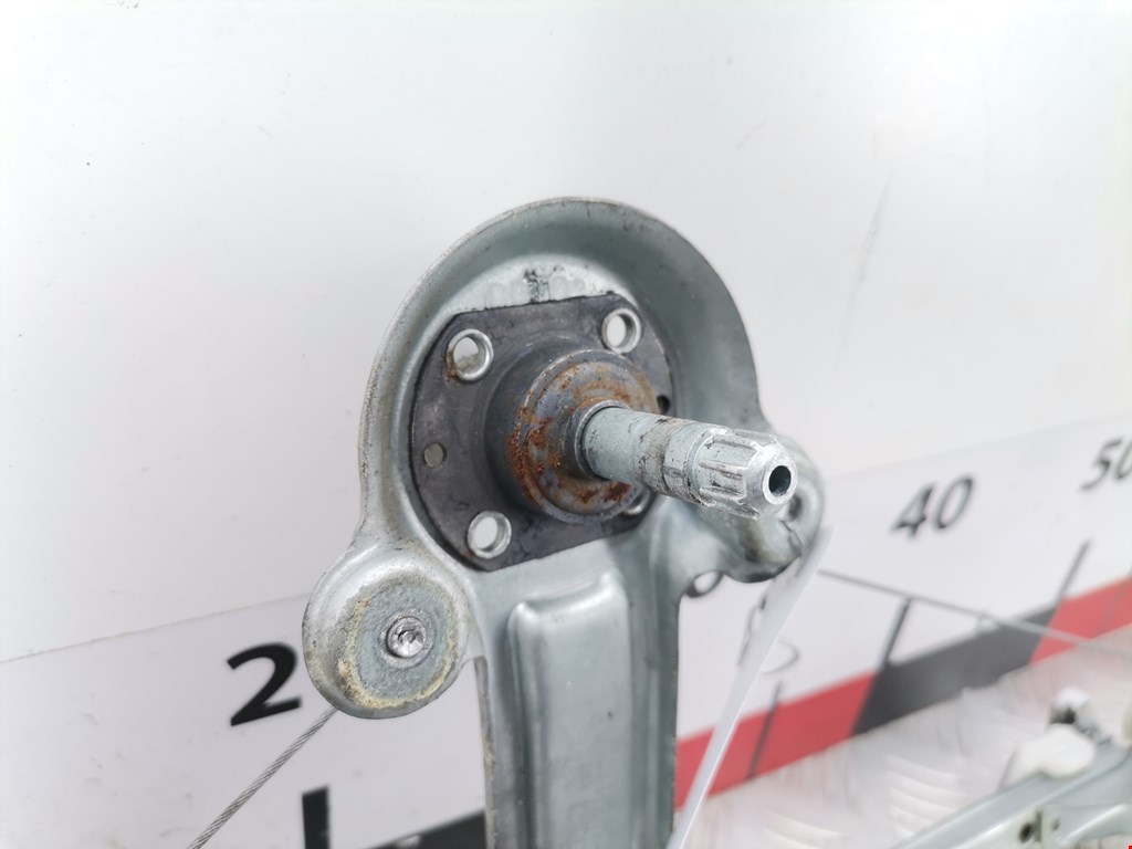 Стеклоподъемник задний правый OPEL Astra H/Family 2004-2015