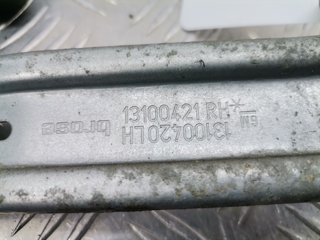 Стеклоподъемник задний правый OPEL Astra H/Family 2004-2015