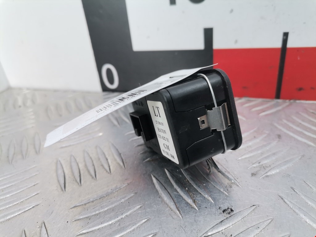 Блок управления стеклоподъемниками OPEL Astra G 1998-2005