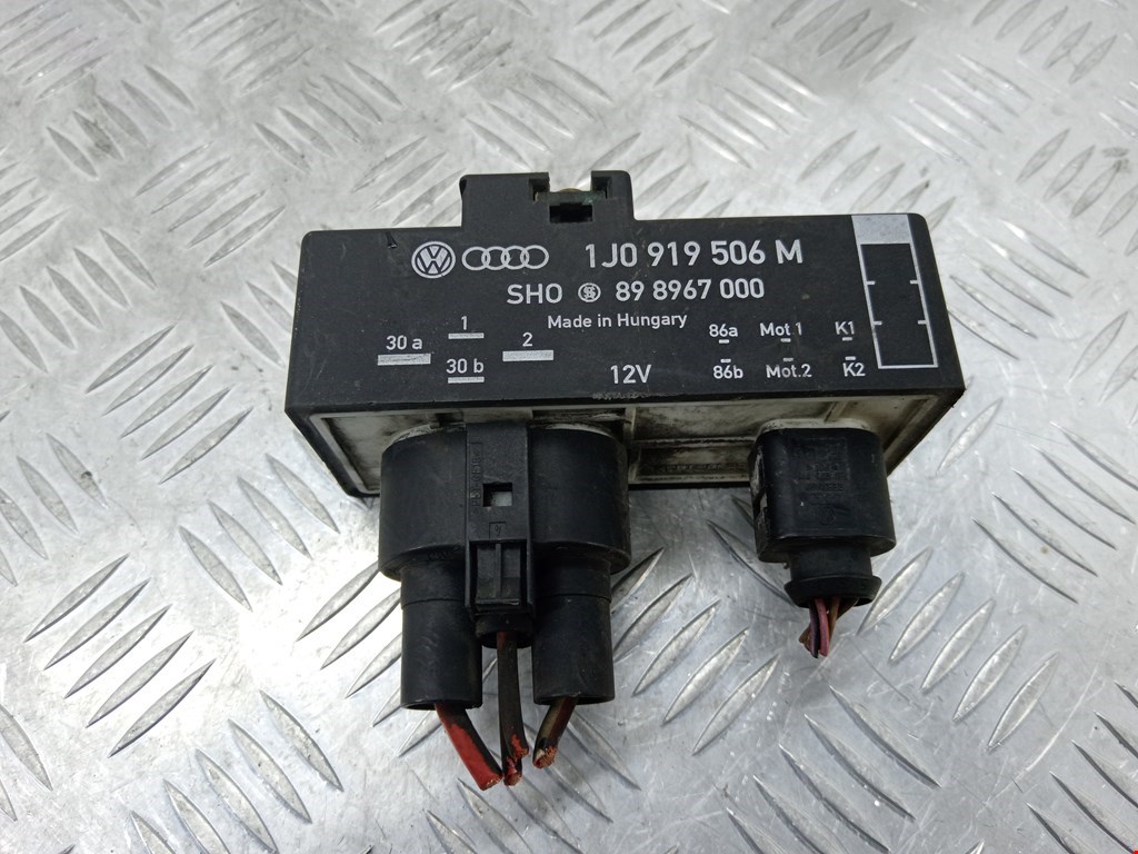 Блок управления вентилятором SEAT Ibiza 2002-2008