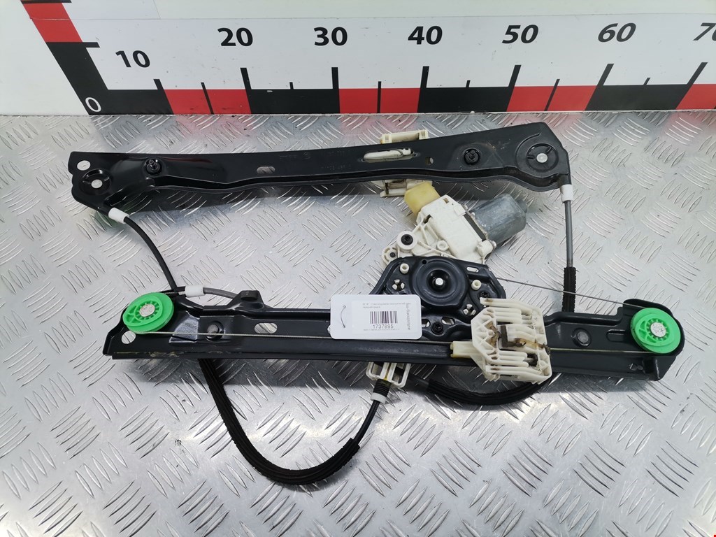 Стеклоподъемник передний правый BMW 1er E81\E87 2004-2011