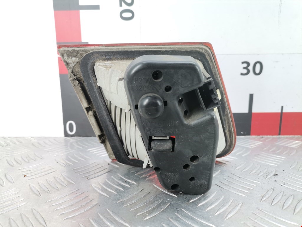 Фонарь задний внутренний правый BMW 3er E46 1998-2006